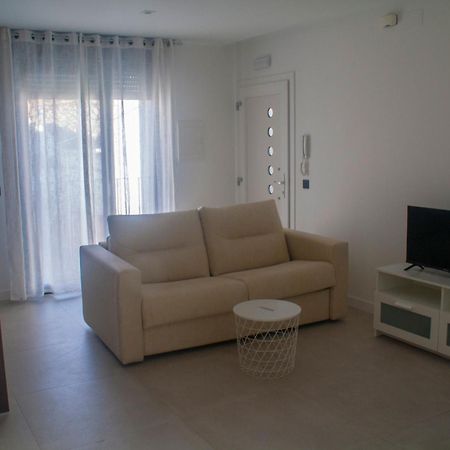 Apartamentos Las Pasaeras Монтеэрмосо Экстерьер фото