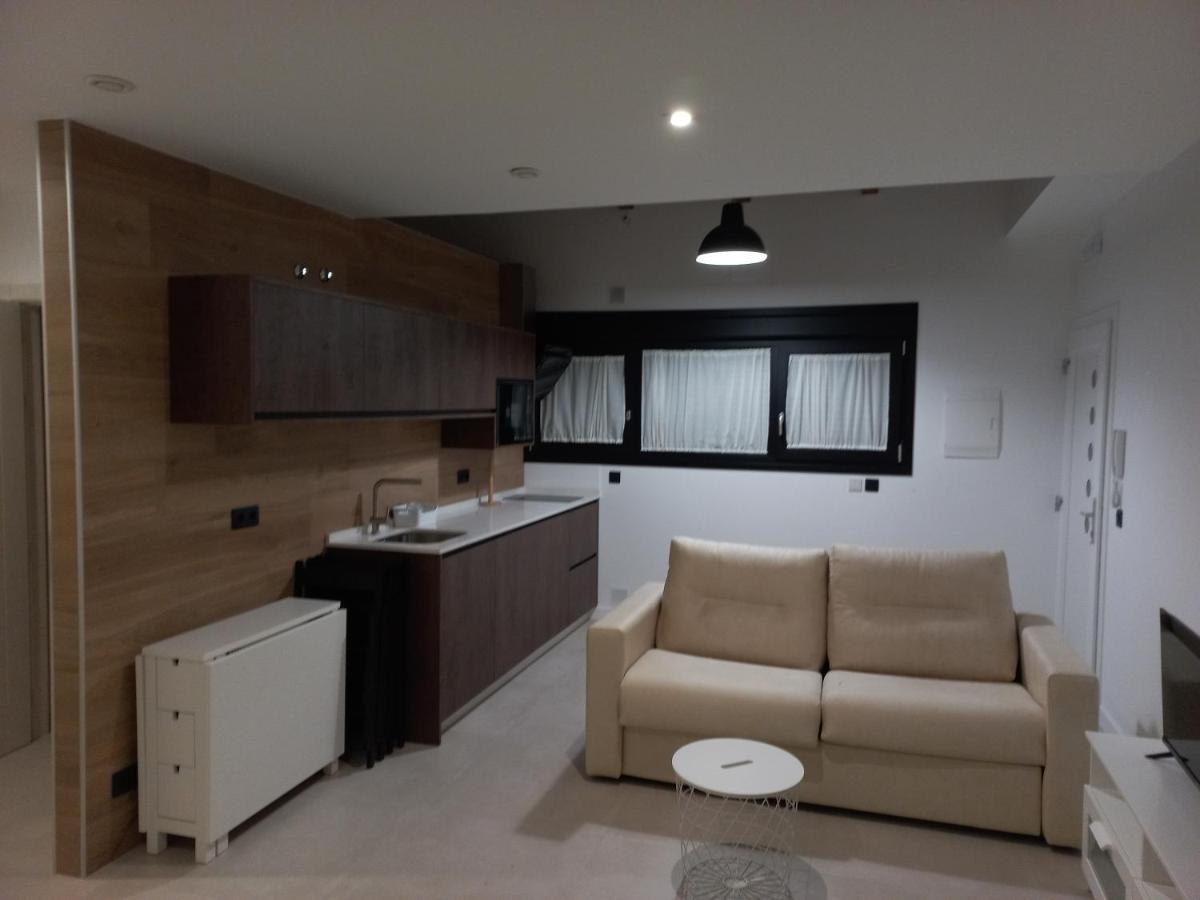 Apartamentos Las Pasaeras Монтеэрмосо Экстерьер фото