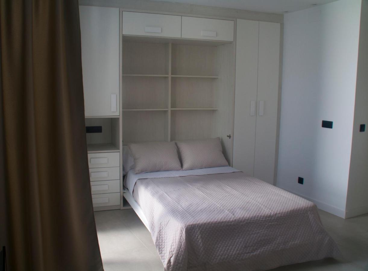 Apartamentos Las Pasaeras Монтеэрмосо Экстерьер фото