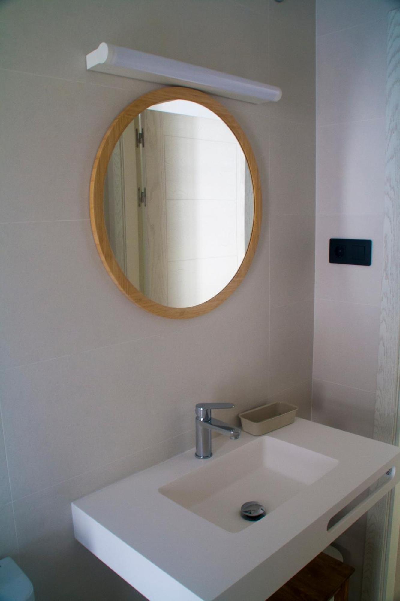 Apartamentos Las Pasaeras Монтеэрмосо Экстерьер фото
